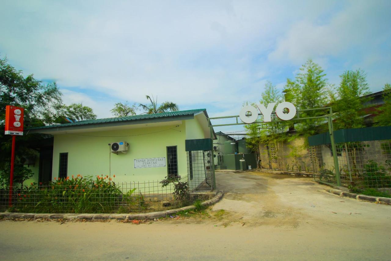 Oyo 1596 Taman Homestay Syariah Dumai Eksteriør billede