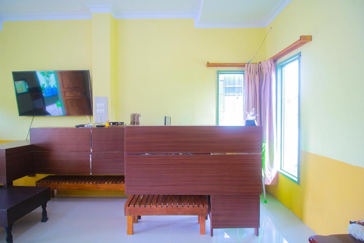 Oyo 1596 Taman Homestay Syariah Dumai Eksteriør billede