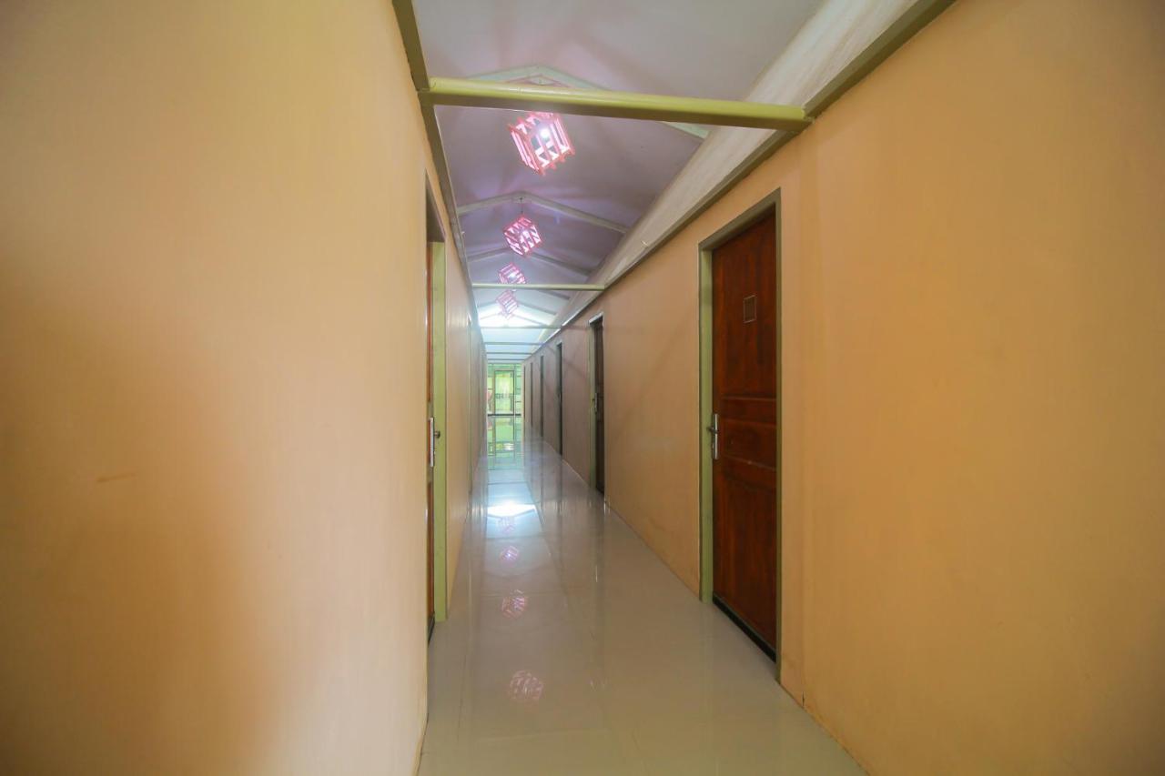 Oyo 1596 Taman Homestay Syariah Dumai Eksteriør billede