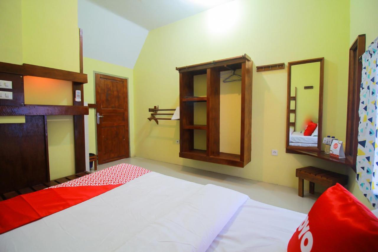Oyo 1596 Taman Homestay Syariah Dumai Eksteriør billede